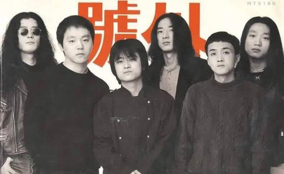 再往前一年,窦唯刚刚离开黑豹 再往前一年,窦唯刚刚离开黑豹