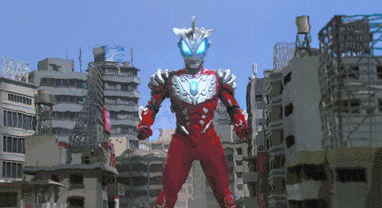 弑父,白学,钢铁侠…这个奥特曼很时髦