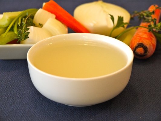 什么是高汤 sa2o5xtreubhae05bcwqaeta0wlt38uj.jpg!content