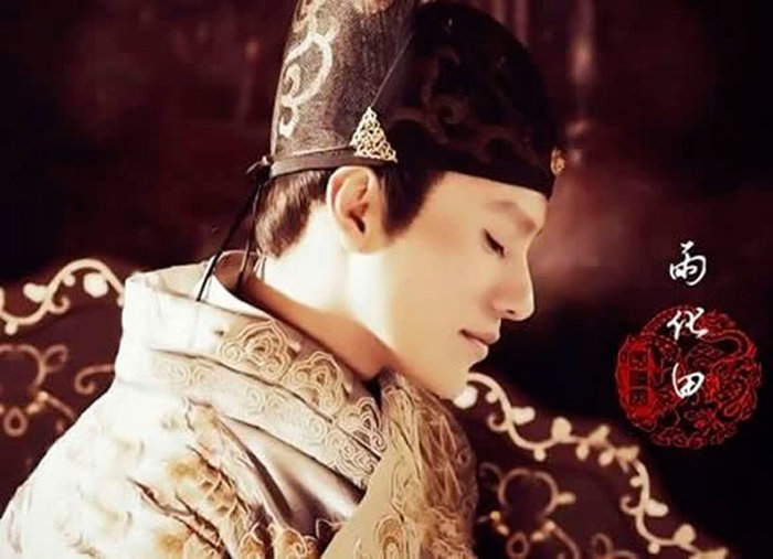 《龙门飞甲》的故事已经相当弱化,徐克更强调他电影的技术性.